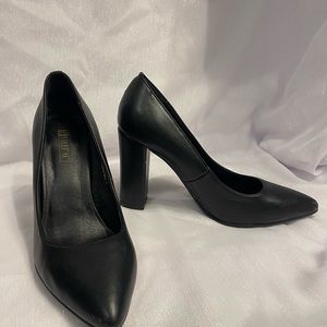 Black block heels for women